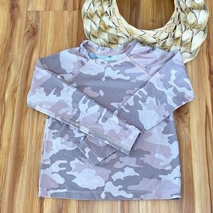 Acacia Swimwear Kids Lanikai Rashguard 🤍 size Large 🤍